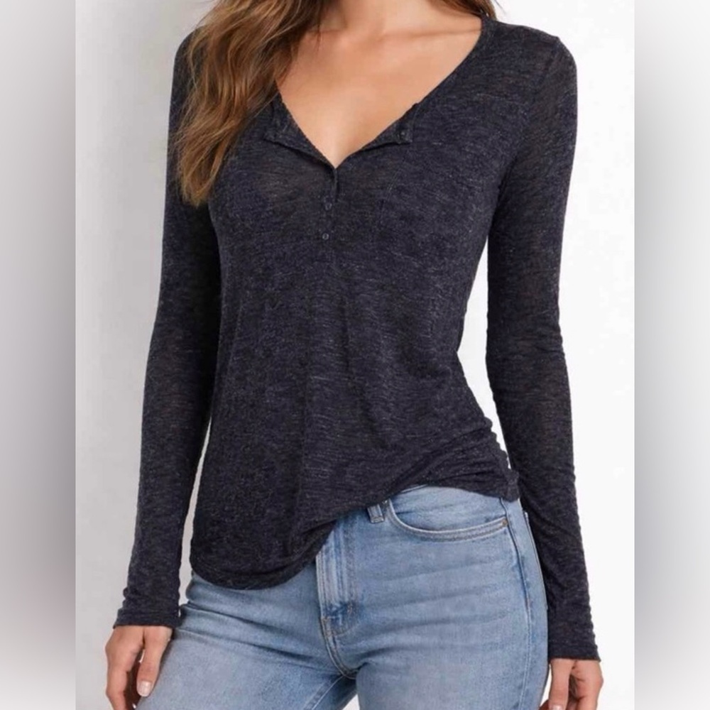 NWT Rails Long-Sleeve V-Neck Henley with Chest Pocket-Charcoal Gray XS